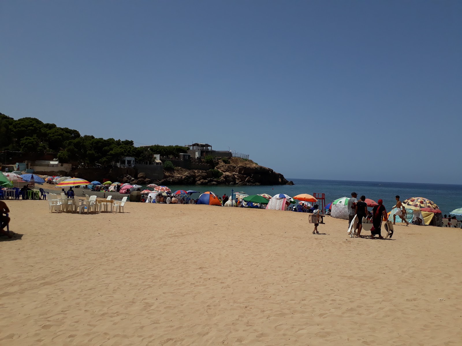 Foto de Plage Tafsout e o assentamento