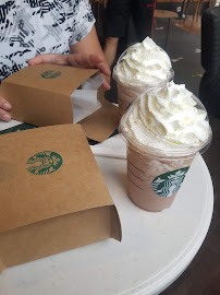 Frappuccino du Restaurant servant le petit-déjeuner Starbucks à Paris - n°8