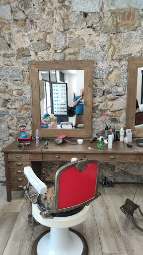 Capelli Peluqueros en Piedrahíta, Ávila‎