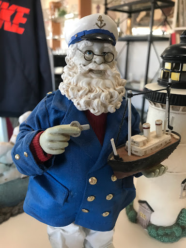 Thrift Store «Visalia Emergency Aid Council Thrift Store», reviews and photos