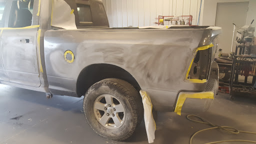 Auto Body Shop «Maaco Collision Repair & Auto Painting», reviews and photos, 1405 W Chestnut Expy, Springfield, MO 65802, USA