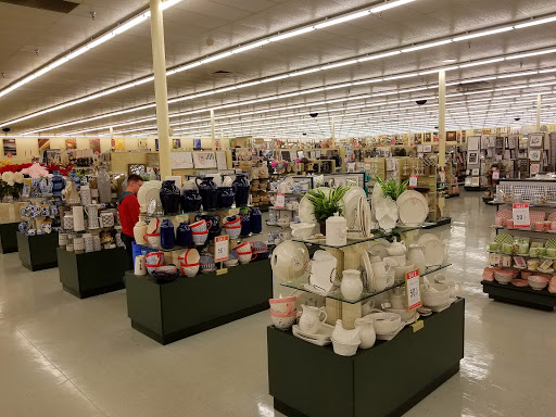 Craft Store «Hobby Lobby», reviews and photos, 1658 Town Square South West, Cullman, AL 35057, USA