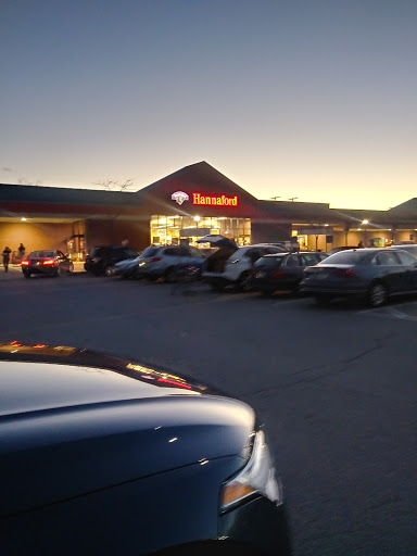 Grocery Store «Hannaford Supermarket», reviews and photos, 800 Islington St, Portsmouth, NH 03801, USA