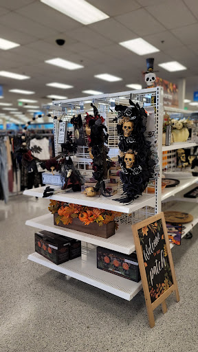 Clothing Store «Ross Dress for Less», reviews and photos, 1601 Willow Lawn Dr, Richmond, VA 23230, USA