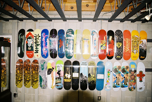 Skate Shop «Boulevard Skate Shop», reviews and photos, 3747 W Pacific Ave, Sacramento, CA 95820, USA