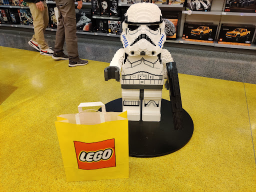 Toy Store «The LEGO Store», reviews and photos, 55 W County Center Dr, Des Peres, MO 63131, USA