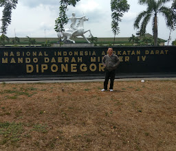 Monumen Patung Pangeran Diponegoro KODAM IV Diponegoro photo