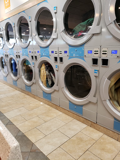 Laundromat «Sudz Laundry», reviews and photos, 124 E Main St, Lansdale, PA 19446, USA