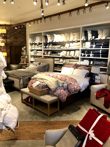 Furniture Store «Pottery Barn», reviews and photos, 1822 Redwood Hwy, Corte Madera, CA 94925, USA