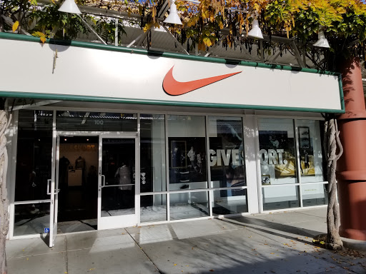 Sporting Goods Store «Nike Factory Store», reviews and photos, 2200 Petaluma Blvd N #100, Petaluma, CA 94952, USA