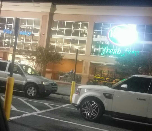 Grocery Store «Kroger Fresh Fare», reviews and photos, 3330 Piedmont Rd NE, Atlanta, GA 30305, USA