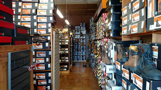 Boot Store «Acme Shoe Shop», reviews and photos, 211 E 2nd St, Sheffield, AL 35660, USA