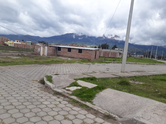 Opiniones de Centro Cristiano Evangélico "Promesa de Dios" en Riobamba - Iglesia