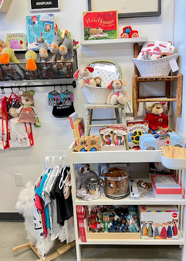 Home Goods Store «Rusted Window», reviews and photos, 99 E Carmel Dr Suite 140, Carmel, IN 46032, USA