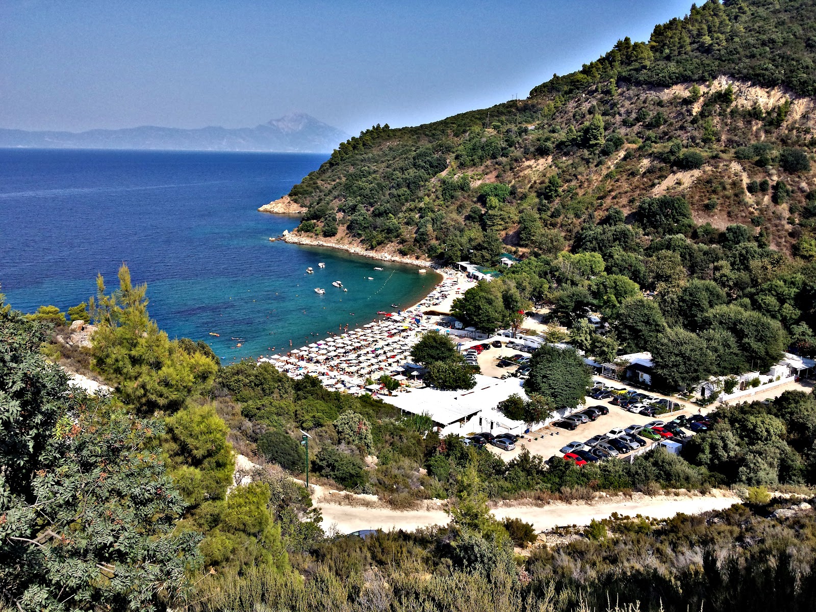 Oneiro Akti海滩的照片 便利设施区域