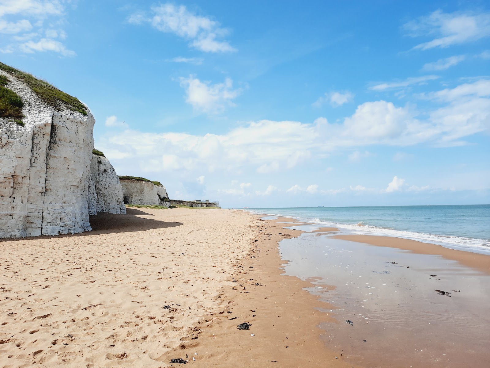 Photo of Botany Bay beach with bright sand surface
