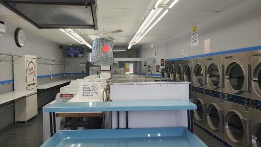 Laundromat «Shores Laundry», reviews and photos, 24909 Harper Ave, St Clair Shores, MI 48080, USA