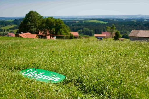 Edelgrün - Trockengrün Marketing eG unter Lamerdingen, 