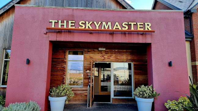 Skymaster - Pub
