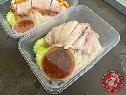 ข้าวมันไก่ จิงจิง