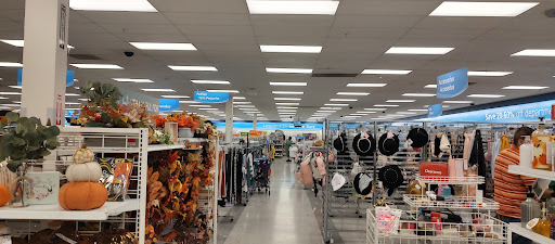 Clothing Store «Ross Dress for Less», reviews and photos, 8770 Washington Blvd, Pico Rivera, CA 90660, USA
