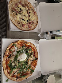 Pizza du Pizzeria La Dolce Vita à Villenave-d'Ornon - n°6