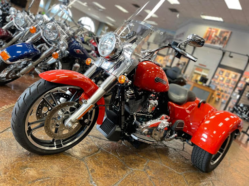 Motorcycle Dealer «Hideout Harley-Davidson», reviews and photos