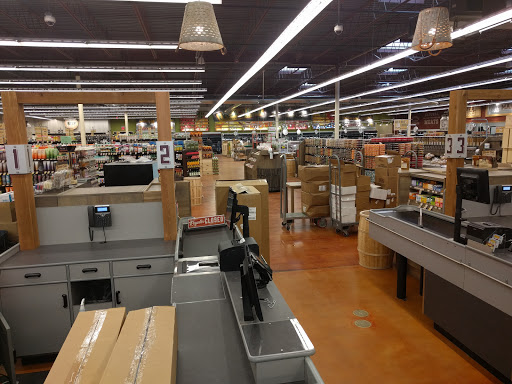 Grocery Store «Fresh Thyme Farmers Market- Newport», reviews and photos, 82 Carothers Rd, Newport, KY 41071, USA