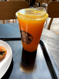 Plats et boissons du Restaurant servant le petit-déjeuner Starbucks à CRETEIL - n°8