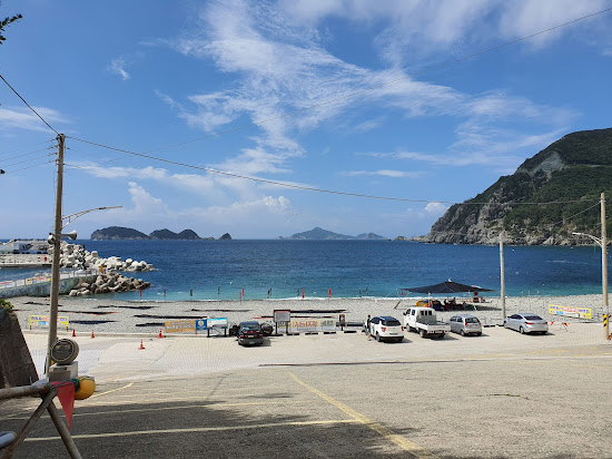 Yeocha Beach