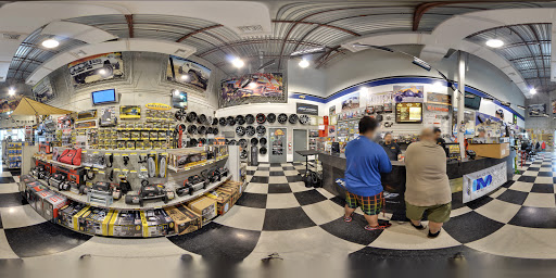 Truck Accessories Store «4 Wheel Parts - Thomas University - Miami Gardens, FL», reviews and photos, 3383 NW 167th St, Miami Gardens, FL 33056, USA