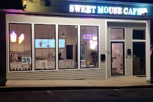 Sweet Mouse Cafe Boba Tea image