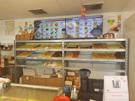 Donut Shop «Shipley Do-Nuts», reviews and photos, 2197 Madison St, Clarksville, TN 37043, USA