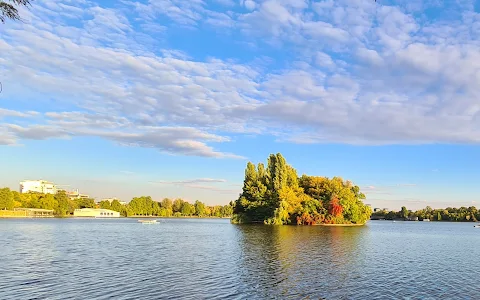 Herăstrău Lake image