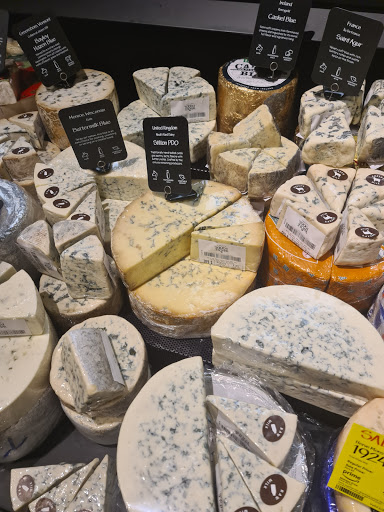 Grocery Store «Whole Foods Market», reviews and photos, 1401 E 41st St, Tulsa, OK 74105, USA