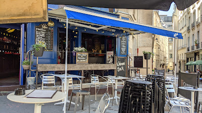 Pub Saint Hilaire à Paris