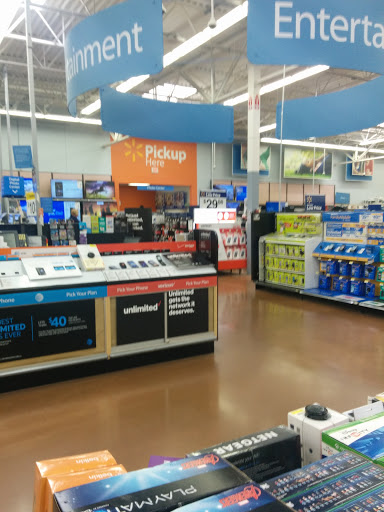 Department Store «Walmart Supercenter», reviews and photos, 100 Crossings Blvd, Elverson, PA 19520, USA