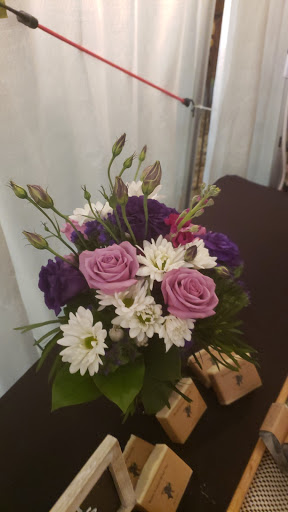 Florist «Shakopee Florist», reviews and photos, 409 1st Ave E, Shakopee, MN 55379, USA