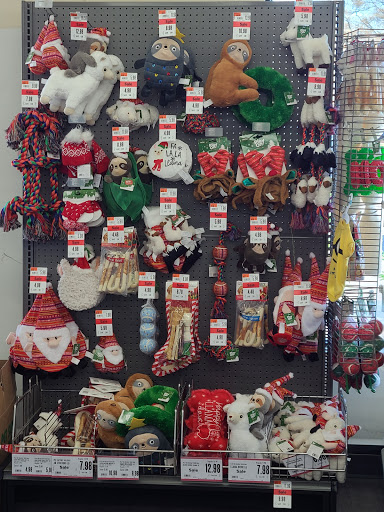 Pet Supply Store «Pet Supplies Plus», reviews and photos, 5348 Dixie Hwy, Waterford Twp, MI 48329, USA