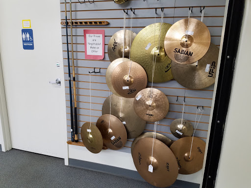 Pawn Shop «Silver Lining Jewelry & Loan», reviews and photos, 2122 NE Sandy Blvd, Portland, OR 97232, USA