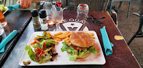 Hamburger du Restaurant français Le Quai West à Entraygues-sur-Truyère - n°11