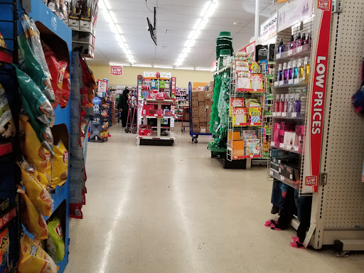 Dollar Store «FAMILY DOLLAR», reviews and photos, 4027 N Marks Ave, Fresno, CA 93722, USA