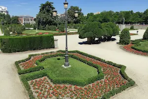 Parterre Garden image