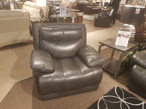 Furniture Store «Gardner-White Furniture», reviews and photos, 45300 Hayes Rd, Macomb, MI 48044, USA