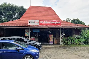 Soto Kudus & Garang Asem - Wong Kudus Ciater image