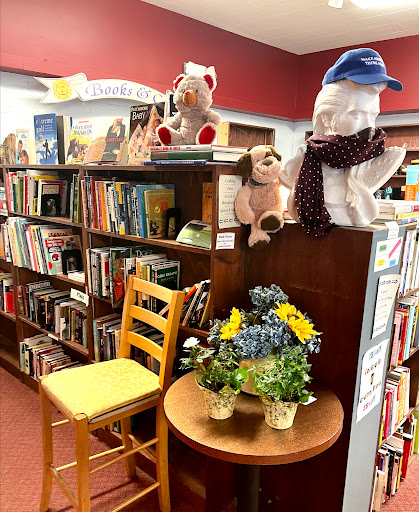 Book Store «Books & Co», reviews and photos, 1235 Whitney Ave, Hamden, CT 06517, USA