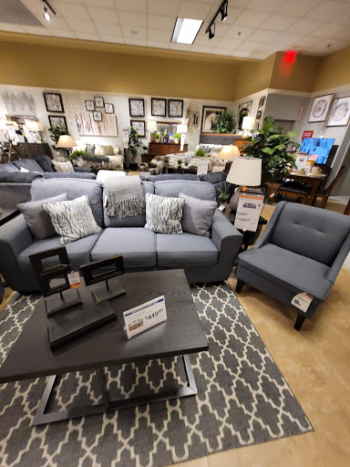 Furniture Store «Ashley Furniture HomeStore», reviews and photos, 2508 S 38th St, Tacoma, WA 98409, USA