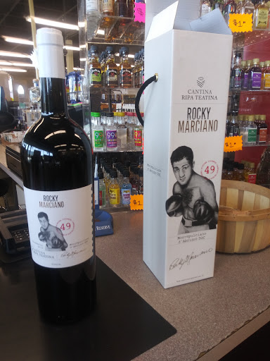 Liquor Store «Blanchards Liquors - Brockton», reviews and photos, 102 Westgate Dr, Brockton, MA 02301, USA