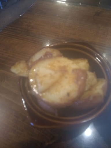 Restaurant «Irish Bred Pub & Grill», reviews and photos, 210 Adamson Square, Carrollton, GA 30117, USA