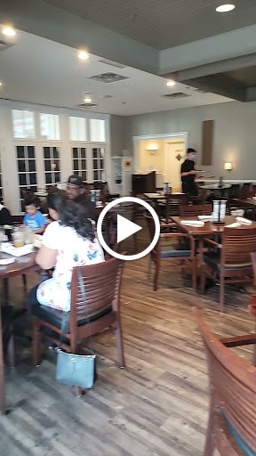 Golf Club «The Sycamore Grille at Knob Hill Golf Club», reviews and photos, 1 Shinnecock Dr, Manalapan Township, NJ 07726, USA